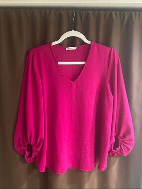 JODIFL Fuchsia V-Neck Balloon Sleeve Blouse